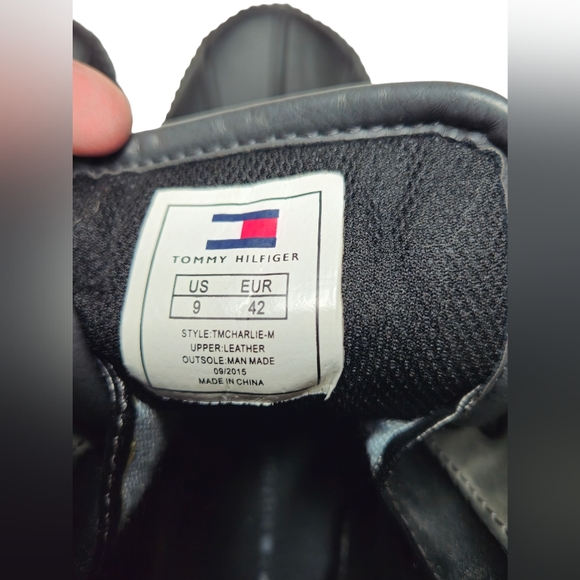 Men's Tommy Hilfiger TMCharlie Rain Boots - Size 9 Used/ Normal Wear and Tear - Picture 7 of 8